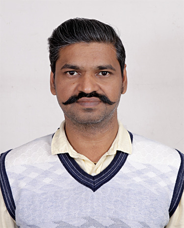 Dr. Davinder  Siwal